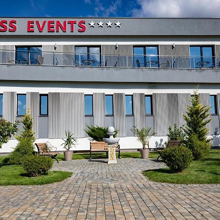 Meliss Events Otel Craiova Dış mekan fotoğraf
