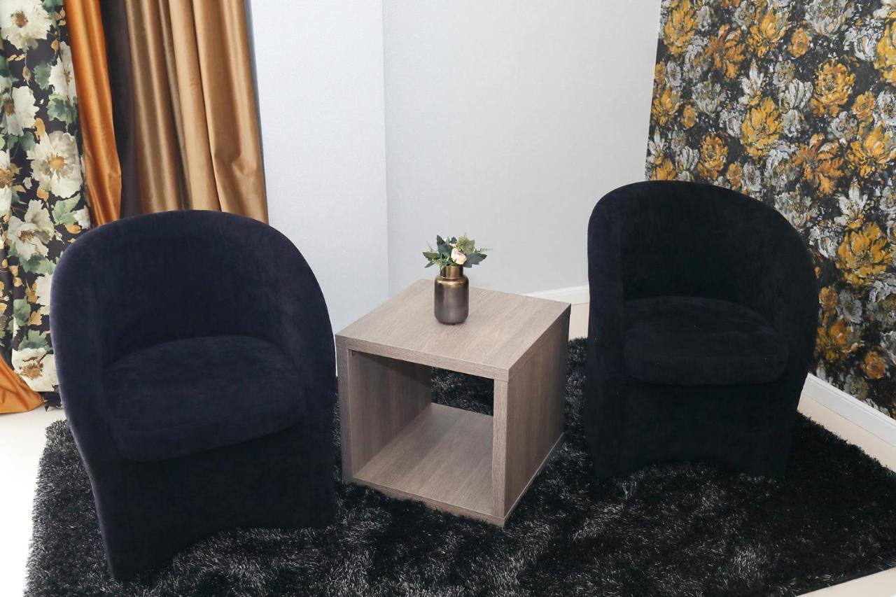 Meliss Events Otel Craiova Dış mekan fotoğraf