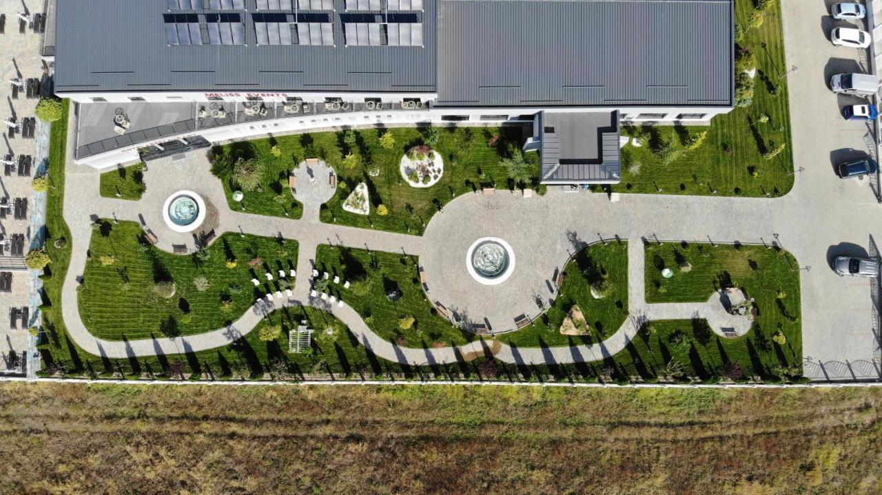 Meliss Events Otel Craiova Dış mekan fotoğraf