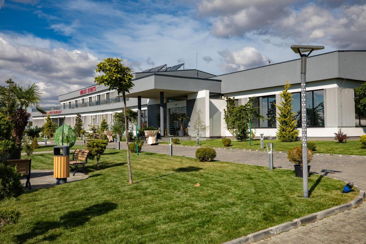 Meliss Events Otel Craiova Dış mekan fotoğraf
