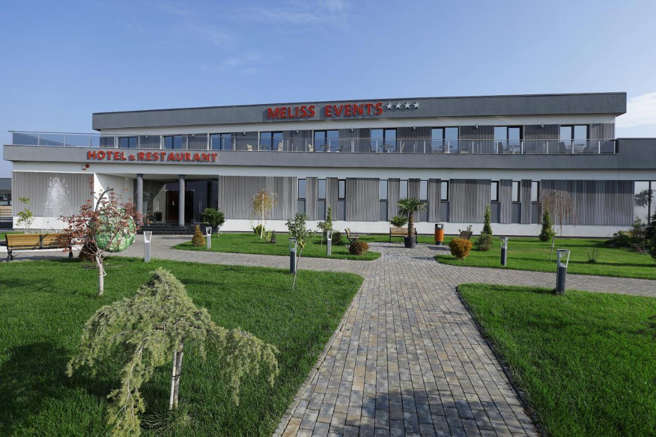 Meliss Events Otel Craiova Dış mekan fotoğraf