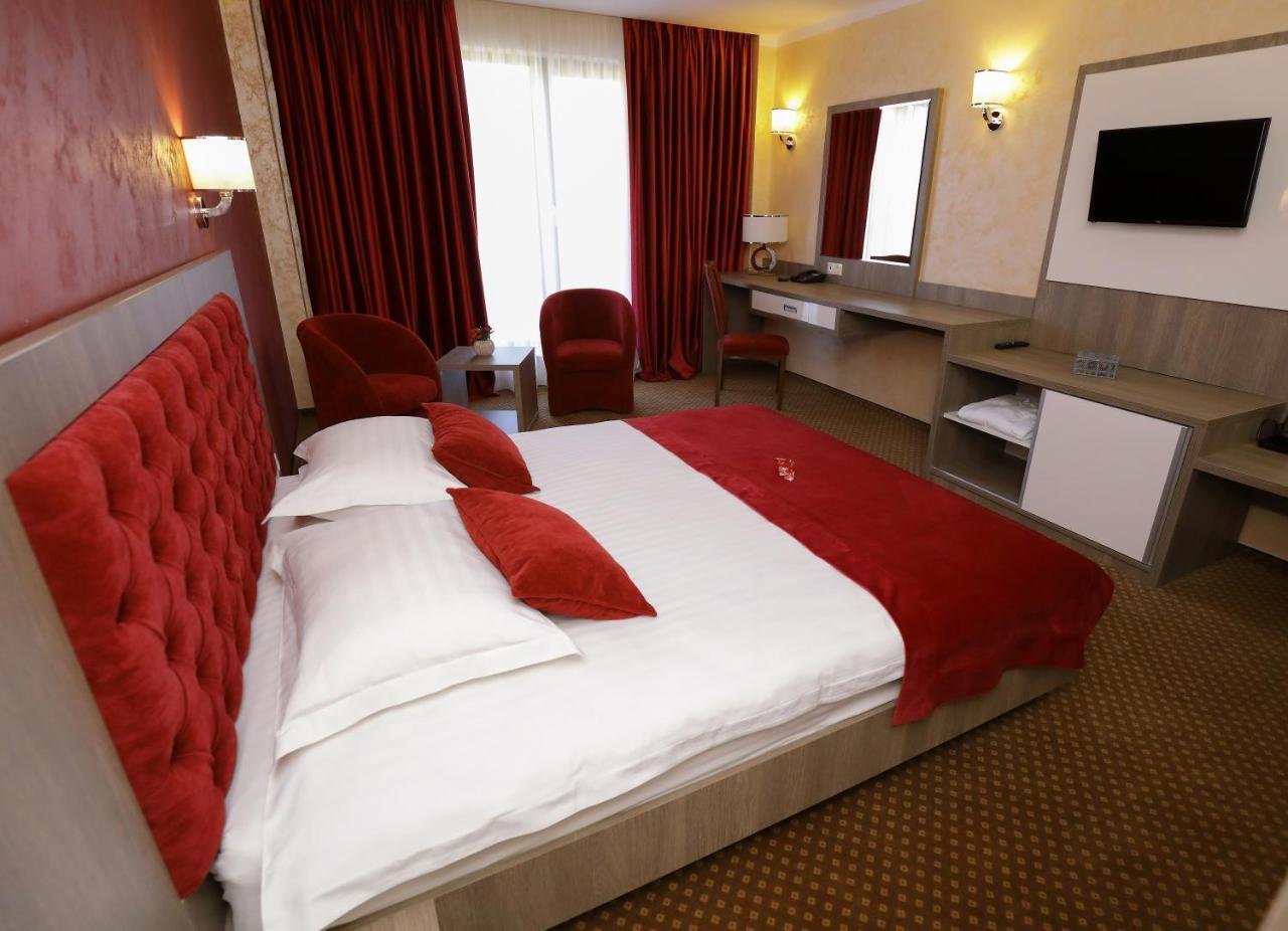 Meliss Events Otel Craiova Dış mekan fotoğraf