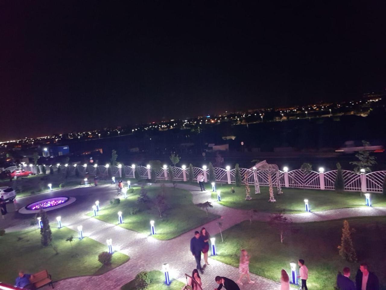 Meliss Events Otel Craiova Dış mekan fotoğraf